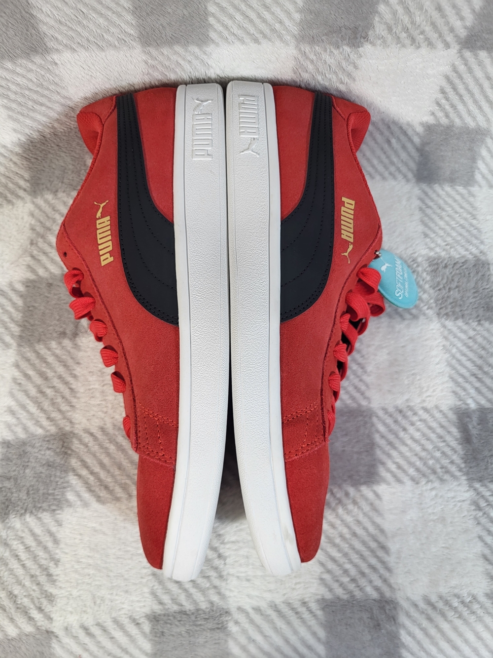 Men's Size 11.5 PUMA Red Suede Black White Low Top Sneakers Athletic - Picture 10 of 10